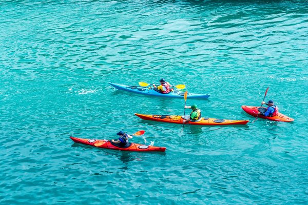Votre guide complet pour un parcours en canoë inoubliable en Ardèche
